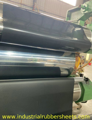 9-12Mpa Punching Seal 0.5mm High Temperature FKM Rubber Sheet Tear Strength≥25n/Mm