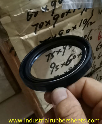 Double Lip TC Oil Seal with Low Friction Factor 0.04 and Customizable Size for Industrial Applications
