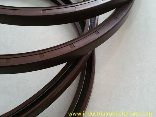 Double Lip TC Oil Seal with Low Friction Factor 0.04 and Customizable Size for Industrial Applications